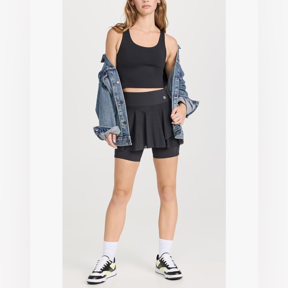 EleVen by Venus Williams Outskirts Shortie